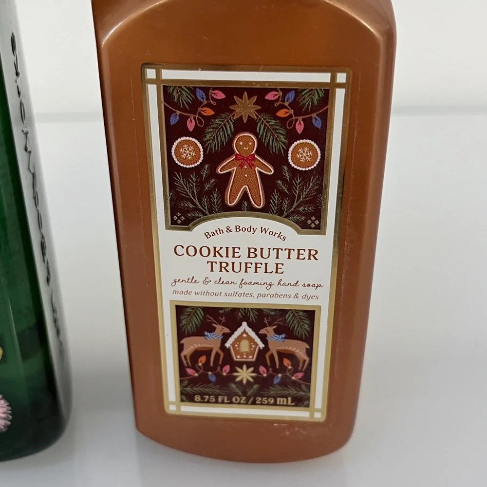 Bath & Body Works Foaming Hand Soap Cookie Butter Truffle White Cucumber NEW